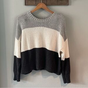 American Eagle Outfitters Tri-Tone Sweater in Gray, Cream, and Black